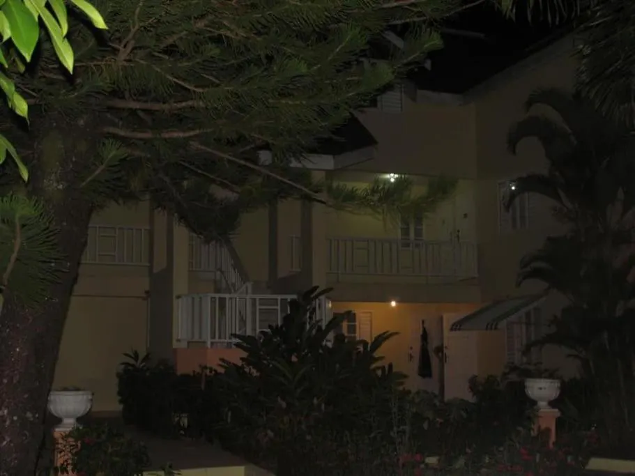 Apartment Stylish Studio Apt Ac, Balcony, Parking, Pool Ocho Rios Jamaica